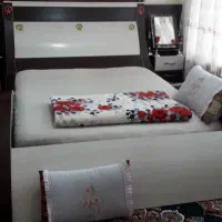 تخت وپاتختی درحدنونو