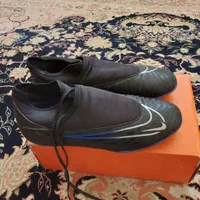 کفش مخصوص چمن