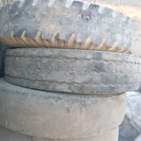 لاستیک ۲۴ و مقداری لوازم|قطعات یدکی و لوازم جانبی|اصفهان, باغ فدک|دیوار