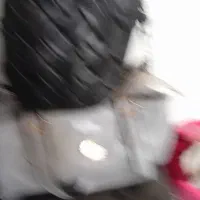 مقداری کیف زنونه ومدرسه موجوده