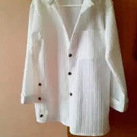 تعدادی لباس و مانتو نو