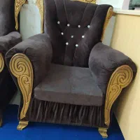 مبل ۷نفره سالم و تمیز|مبلمان خانگی و میز عسلی|قرچک, زیبا شهر|دیوار