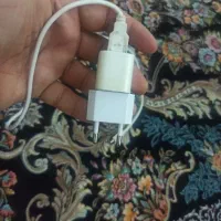 یک عدد شارژرسالم به شرط|لوازم جانبی موبایل و تبلت|کرمانشاه, |دیوار