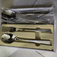 ست سینی چوبی و رولت خوری و ۱۲ عدد قاشق چنگال