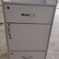 ترولی ، صندلی تابوره، آرم رست