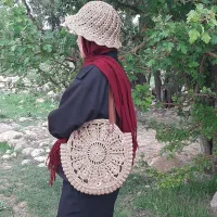 کیف و کلاه ساحلی دست باف با نخ رافیا ونخ مکرومه