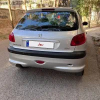 پژو ۲۰۶ نقره ای مدل ۱۳۹۸
