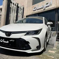 کرولا الیت هیبرید