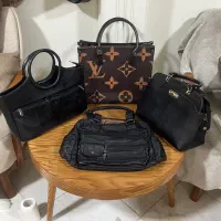 تعدادی کیف خارجی نو