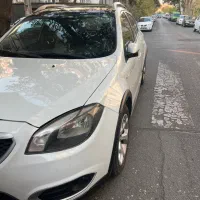 برلیانس ۳۲۰ کراس ۱۶۵۰