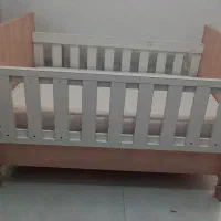 سرویس کامل تخت و دراور کودک MDF در حد نو