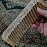 شانه چوبی منبت|صنایع دستی و سایر لوازم تزئینی|شیراز, فرهنگ شهر|دیوار