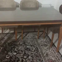 میز غذاخوری