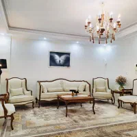 73 متر متراژ طلایی در اوج ‌زیبایی