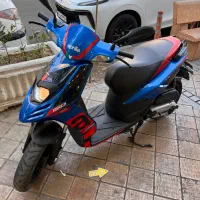 آپریلیا SR150