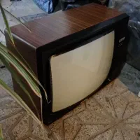 تلویزیون قدیمی سیاه سفید سالم