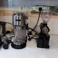 اسپرسو ساز دلونگی همراه با آسیاب