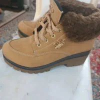 کفش سایز۳۷و۳۸کتونی نیم بوت۳۷اسکیچرز۳۳و۳۵و۳۱دمپایی|کیف، کفش، کمربند|قم, حاج خلیل|دیوار