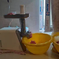 چرخ گوشت ناسیونال اصل ژاپن میباشد.|خردکن، آسیاب، غذاساز|تهران, شهر زیبا|دیوار