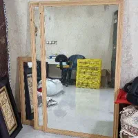 دو تا آیینه قدی