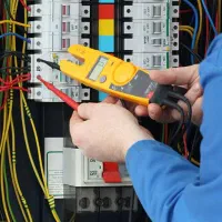 برقکار.برقکاری.سیم کش.سیم کشی۲۴ساعته حتی تعطیلات