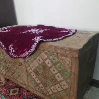 صندوقچه و اشیای قدیمی و زینتی