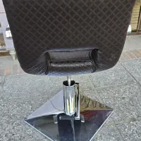 صندلی آریشگاه کوتاهی|آرایشگاه و سالن‌های زیبایی|شیراز, گود عربان|دیوار