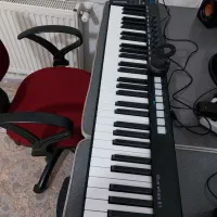 میدی کنترلر worlde