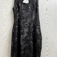 لباس|لباس|مشهد, سید رضی|دیوار