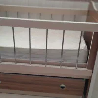 تخت خواب نوزاد تا پنج سالگی باتشک طبی
