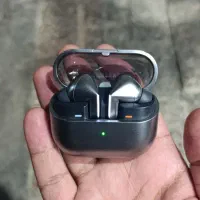 ایرپاد گلکسی buds3 pro