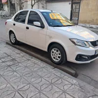 ساینا اس ۴۰۲ معاوضه با پارس یا ۲۰۶ صندوقدار دارم