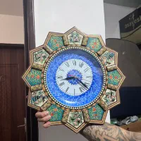 ساعت دیواری در حد نو