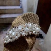 یک جفت صندل  و یک جفت کتونی عروس|کیف، کفش، کمربند|رشت, رودبارتان|دیوار