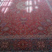 فرش ۳×۴ (۱۲متری)  ماشینی قرمز سالم وتمیز