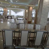 صندلی فلزی رستوران