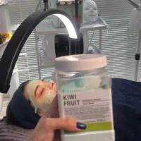 لیزر موهای زائد و فیشال تخصصی