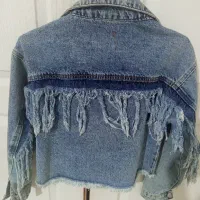 کت لی|لباس|کرج, ساسانی (قلمستان)|دیوار