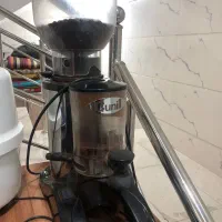 دستگاه صنعتی قهوه به همراه آسیاب صنعتی|کافی‌شاپ و رستوران|بروجرد, |دیوار