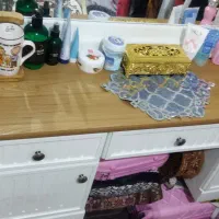 سرویس تخت خواب|تخت و سرویس خواب|صدرا-فارس, فاز ۲|دیوار