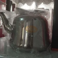 کتری استیل ۳لیتری کاملا نو