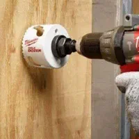 دریل کاری ونصب وتخریب بتن و جوشکاری.