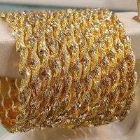 النگوی طلای امارات فقط با 7%