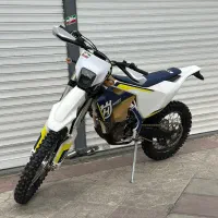 ایران کراس اندرو هاسکوارنا ۲۰۱۸ پلاک ملی