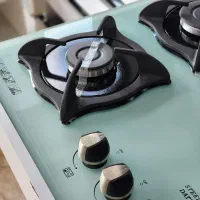 صفحه ای گاز ۵شعله پادیسانی سفید|اجاق گاز و لوازم برقی پخت‌وپز|رشت, پارک شهر|دیوار