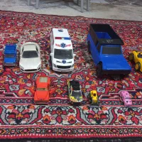 ماشین اسباب بازی فلزی ساده سالم سالم|اسباببازی بچه|رشت, نظری|دیوار