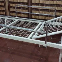 تخت بیمارستانی و تشک و پمپ باد