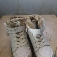 نیم بوت دخترانه سایز25|کفش و لباس بچه|زنجان, |دیوار