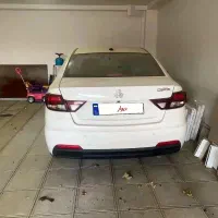 شاهینG سانروف۴۰۳
