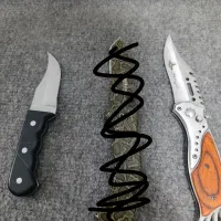 ساعت و گردنبند